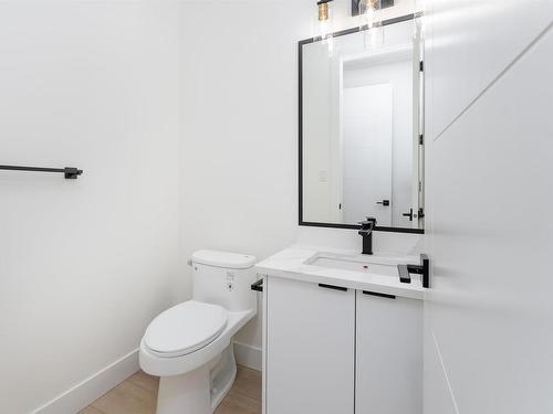 25 Eden Link, Fort Saskatchewan, AB - Indoor Photo Showing Bathroom