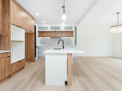 25 Eden Link, Fort Saskatchewan, AB - Indoor Photo Showing Kitchen