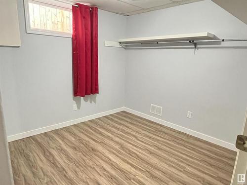 17932 93 Avenue Nw, Edmonton, AB - Indoor Photo Showing Other Room