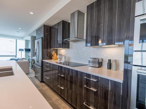 601 11969 Jasper Avenue, Edmonton, AB - Indoor Photo Showing Kitchen With Double Sink With Upgraded Kitchen