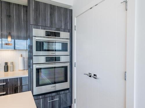 601 11969 Jasper Avenue, Edmonton, AB - Indoor Photo Showing Kitchen