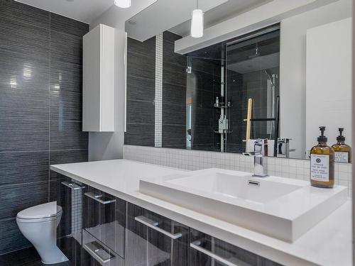 601 11969 Jasper Avenue, Edmonton, AB - Indoor Photo Showing Bathroom