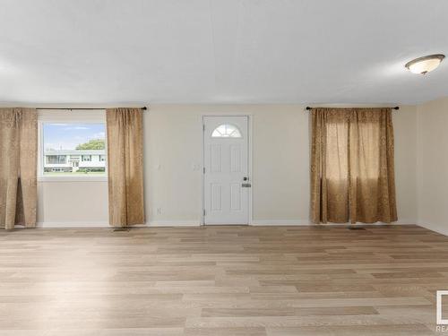 4308 48 Avenue, Bonnyville Town, AB - Indoor Photo Showing Other Room