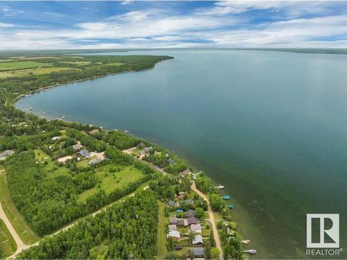 108 Lakeshore Dr, Rural Leduc County, AB 