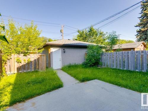 12119/12121 124 St Nw, Edmonton, AB 