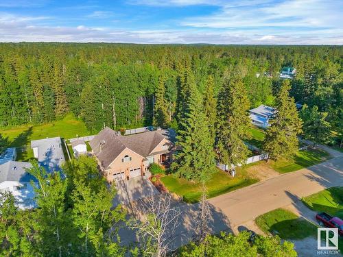 5834 49 St, Rural Wetaskiwin County, AB 