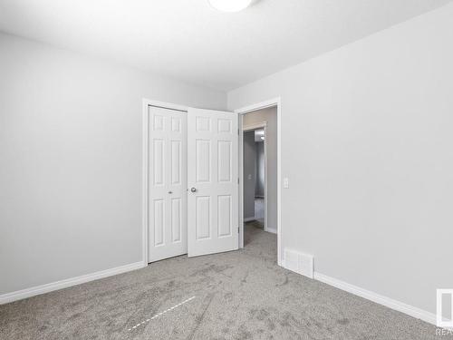 16404 49 St Nw, Edmonton, AB 