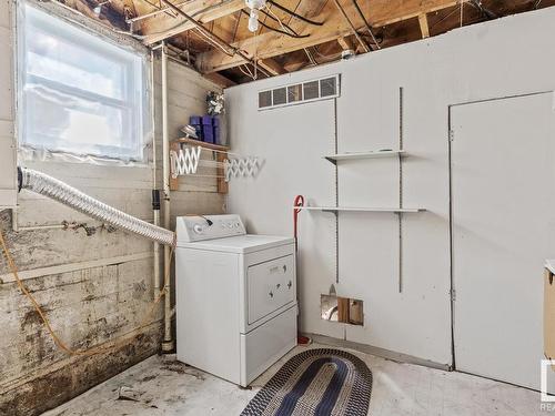 4715 47 Avenue, Cold Lake, AB - Indoor Photo Showing Laundry Room