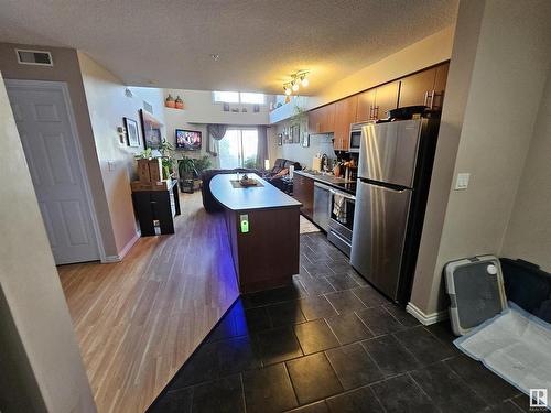 412 10118 106 Avenue, Edmonton, AB - Indoor Photo Showing Kitchen With Stainless Steel Kitchen