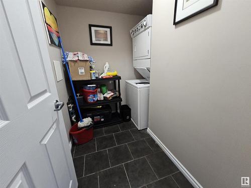 412 10118 106 Avenue, Edmonton, AB - Indoor Photo Showing Laundry Room