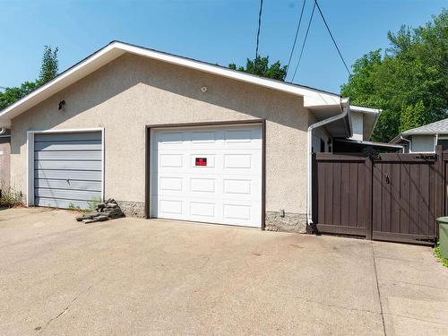 10129 82 St Nw, Edmonton, AB 