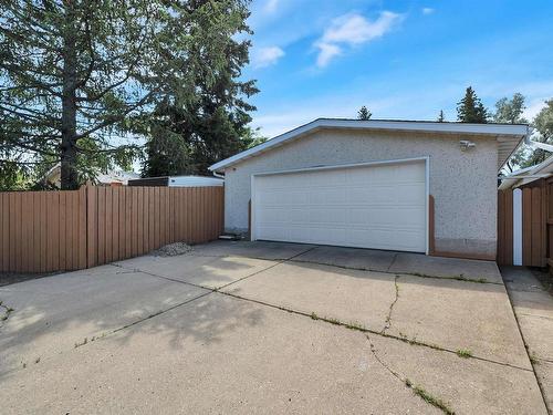 747 Knottwood Rd S Nw, Edmonton, AB 