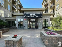 #1-212 4245 139 AV NW NW  Edmonton, AB T5Y 3E8