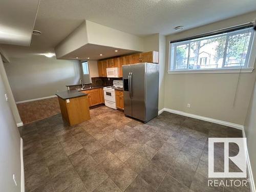 8747- 83 Avenue Nw, Edmonton, AB - Indoor Photo Showing Kitchen