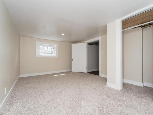 10838 74 Avenue, Edmonton, AB - Indoor Photo Showing Other Room