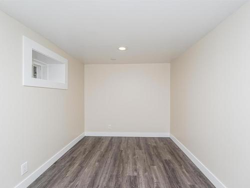 10838 74 Avenue, Edmonton, AB - Indoor Photo Showing Other Room