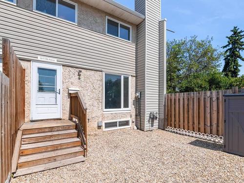 8612 38A Avenue, Edmonton, AB - Outdoor