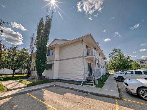 #107 620 King St, Spruce Grove, AB 