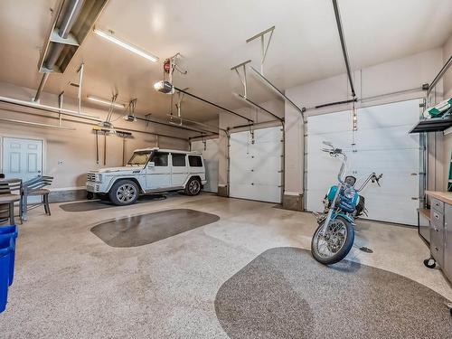 26116 A Highway 16, Rural Parkland County, AB - Indoor Photo Showing Garage