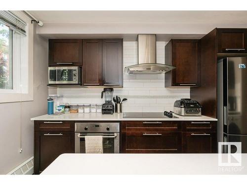 3 (City 7) 10015 83 Avenue, Edmonton, AB - Indoor Photo Showing Kitchen