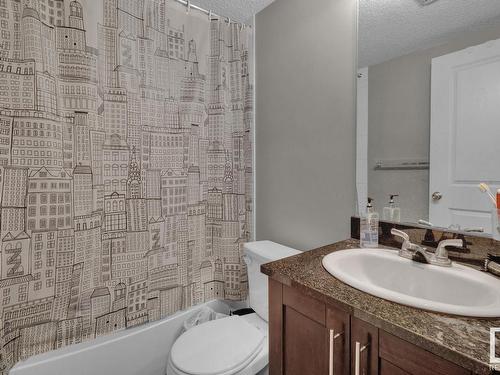 106 3211 James Mowatt Trail, Edmonton, AB - Indoor Photo Showing Bathroom