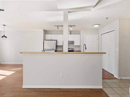 #28 10331 106 St Nw, Edmonton, AB 