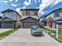 1760 18 ST NW  Edmonton, AB T6T 2N2