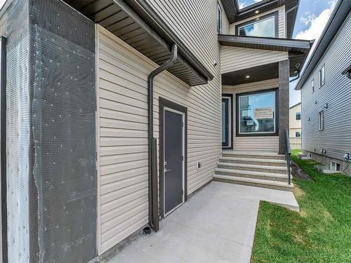 1760 18 St Nw, Edmonton, AB 