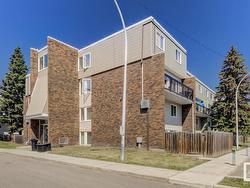 #205 7835 159 ST NW NW  Edmonton, AB T5R 2E1