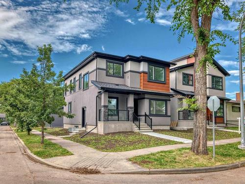 7958 84 Av Nw, Edmonton, AB 