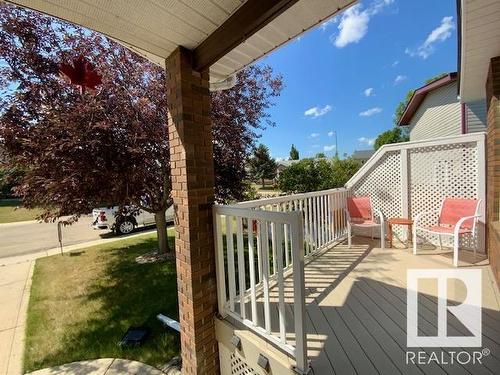 241 Parkallen Wy, Wetaskiwin, AB 