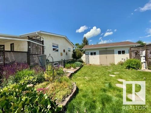 241 Parkallen Wy, Wetaskiwin, AB 