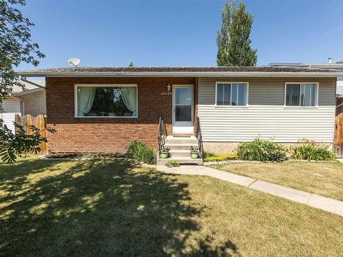 10524 110 St, Westlock, AB 