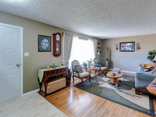 10524 110 Street, Westlock, AB - Indoor Photo Showing Living Room