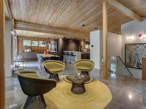 3 Valleyview Crescent, Edmonton, AB - Indoor Photo Showing Dining Room