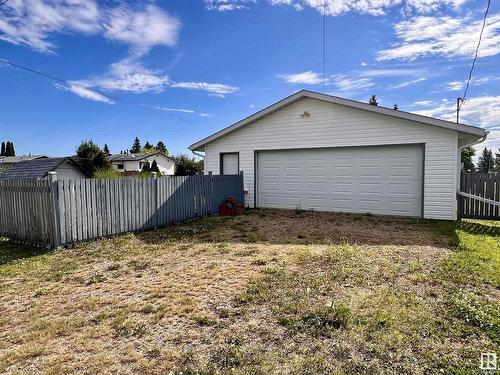 5238 45 St, Vegreville, AB 