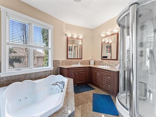 84 Wize Court, Edmonton, AB - Indoor Photo Showing Bathroom