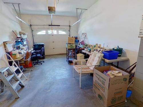 13 9704 165 Street, Edmonton, AB - Indoor Photo Showing Garage