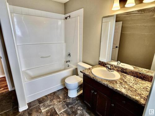 5029 51 Avenue, St. Paul Town, AB - Indoor Photo Showing Bathroom