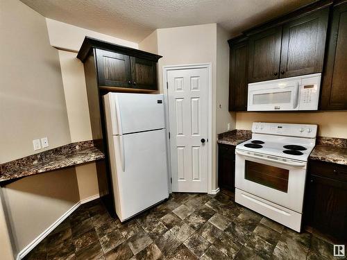 5029 51 Avenue, St. Paul Town, AB - Indoor Photo Showing Kitchen