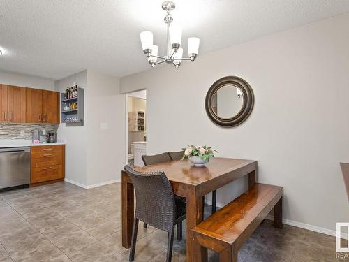 1021 Village Dr, Sherwood Park, AB 