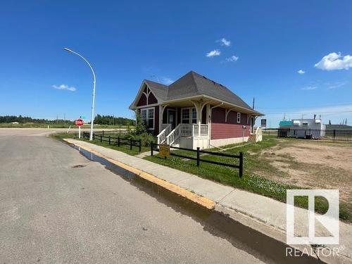 5015 50 St Nw, Chipman, AB 