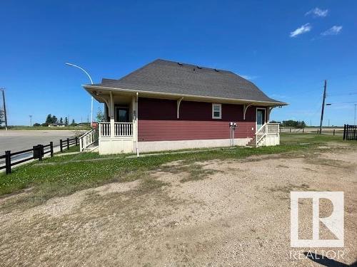 5015 50 St Nw, Chipman, AB 