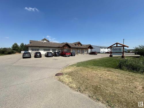 9804 90 Av, Morinville, AB 