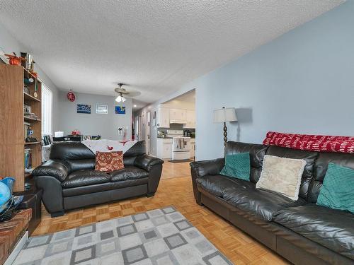 12111/12109 101 St Nw Nw, Edmonton, AB 