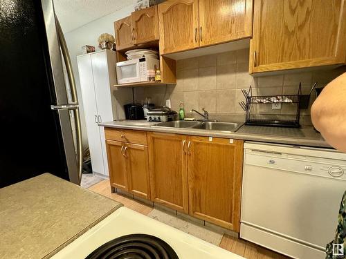 305 2545 116 Street, Edmonton, AB - Indoor Photo Showing Kitchen With Double Sink