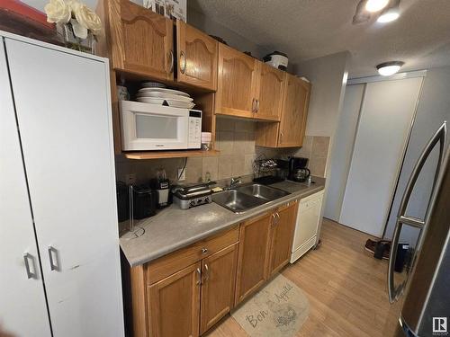 305 2545 116 Street, Edmonton, AB - Indoor Photo Showing Kitchen With Double Sink