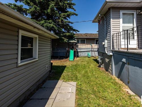 9856 76 St Nw, Edmonton, AB 