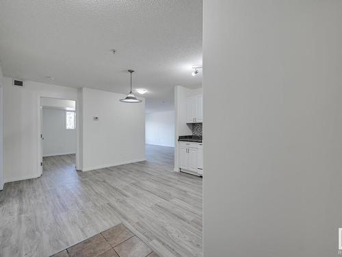 #309 8117 114 Av Nw, Edmonton, AB 