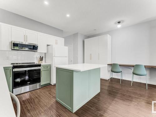 9105 98 Avenue, Edmonton, AB - Indoor Photo Showing Kitchen